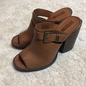 Mule Chunky Block Heel